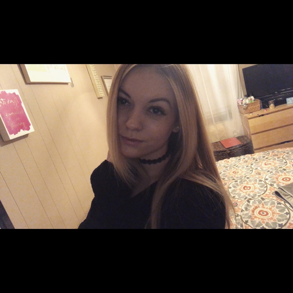 Meet your Posher, Alia